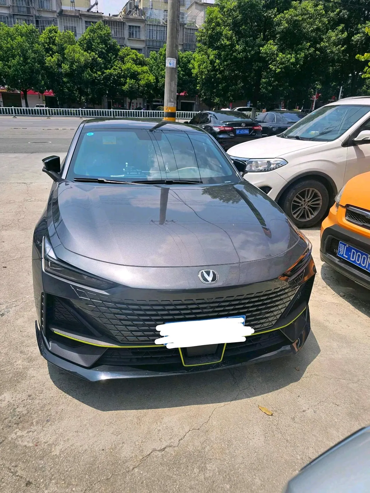 ChangAn 2022 UNI-V 1.5T Sports Edition Automatic 2