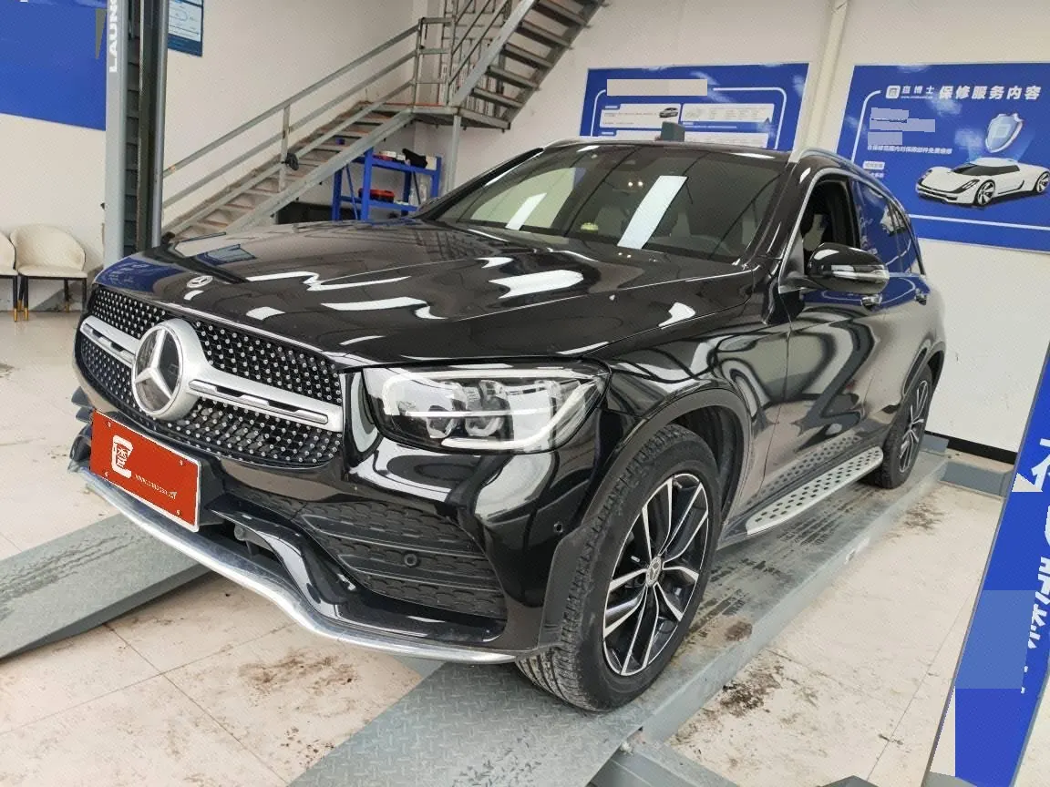 Open image lightbox: Mercedes Benz 2021 GLC 300 L 4MATIC 2.0T Dynamic Automatic