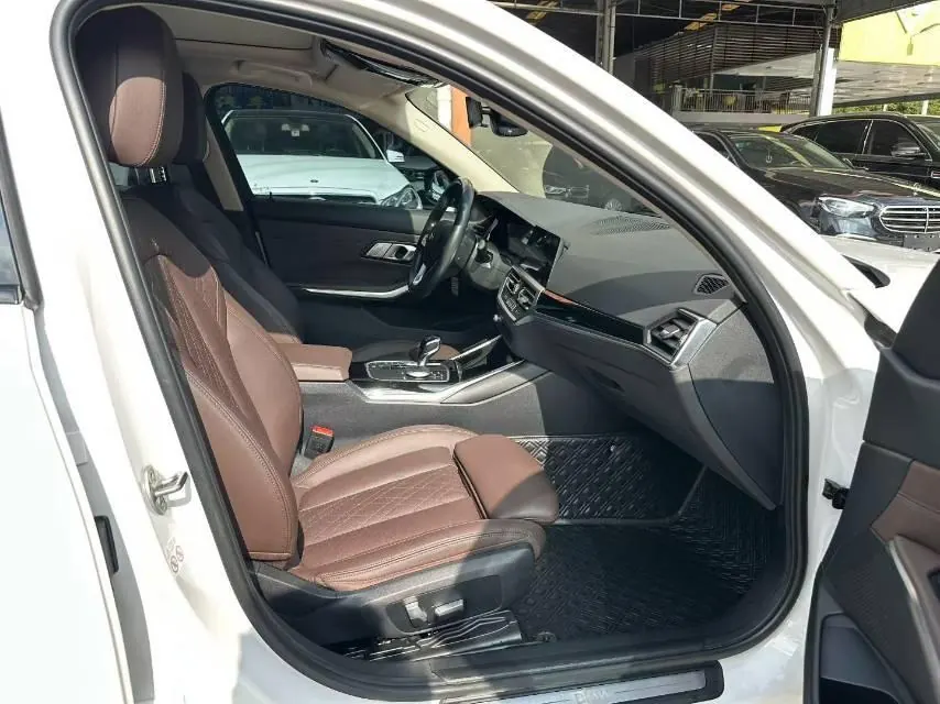 BMW 3 Series 2022 320i 2.0T Sports Suit Automatic Gear 5
