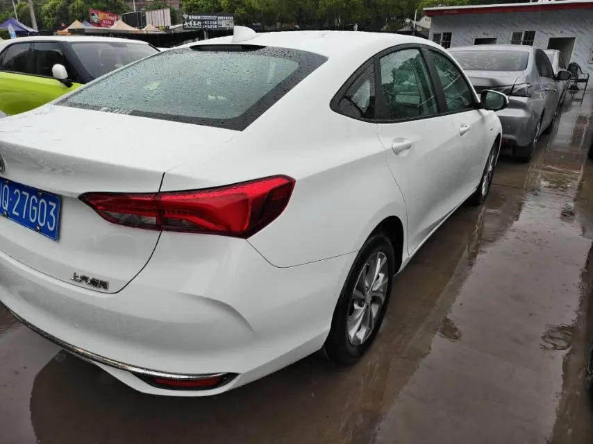 Buick 2022 Weilang Pro 1.5T Stepless 533T Happy Edition Automatic Gear 5