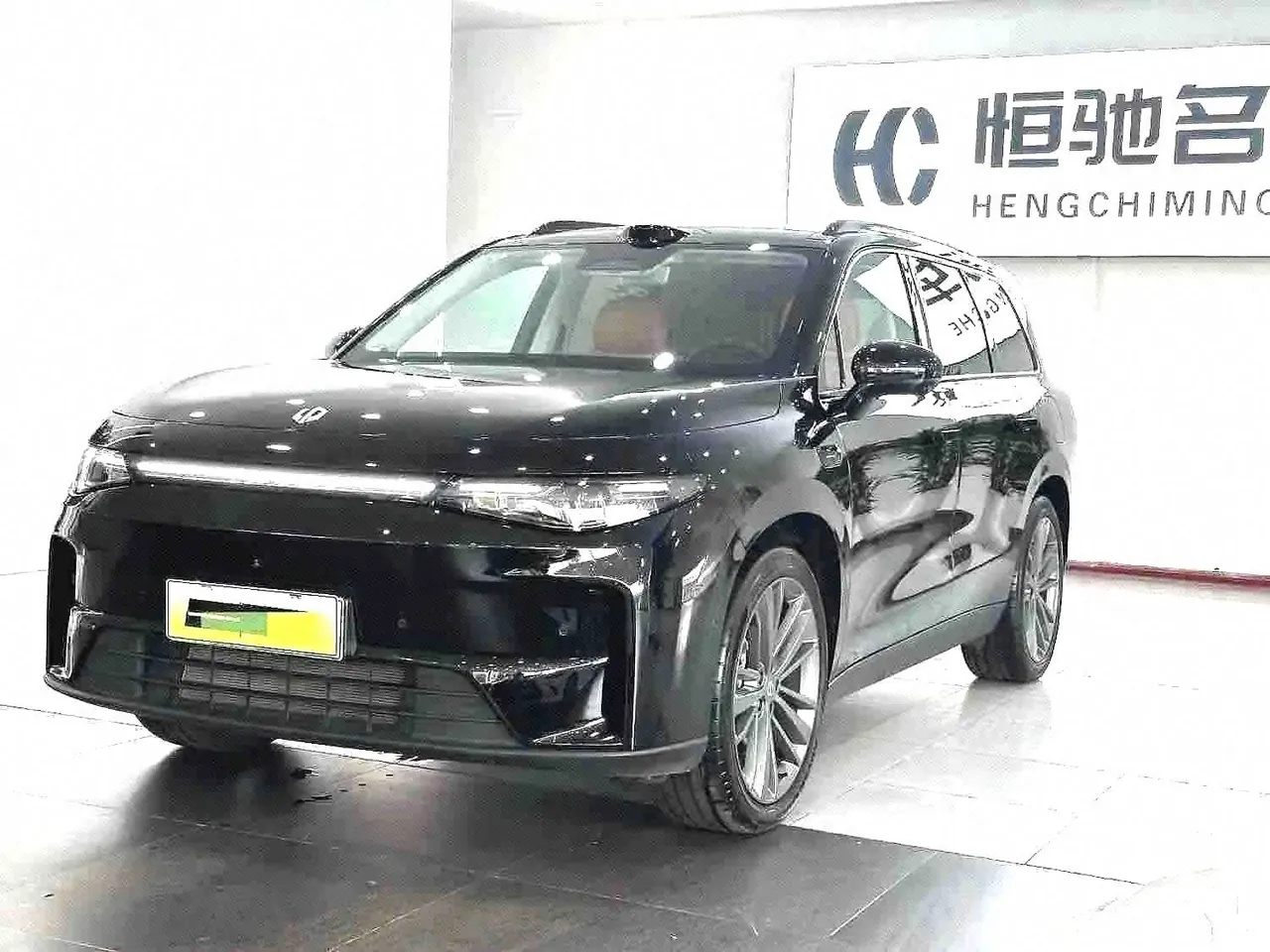 打开图片灯箱:Leapmotor 2026 C 16 280 Laser Radar Zhizun Edition 6-seat Automatic Gear