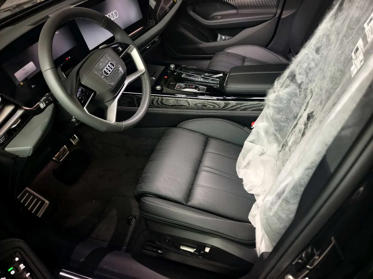 Audi 2026 A6L 2.0T Enjoy Elegant Automatic Gear 2