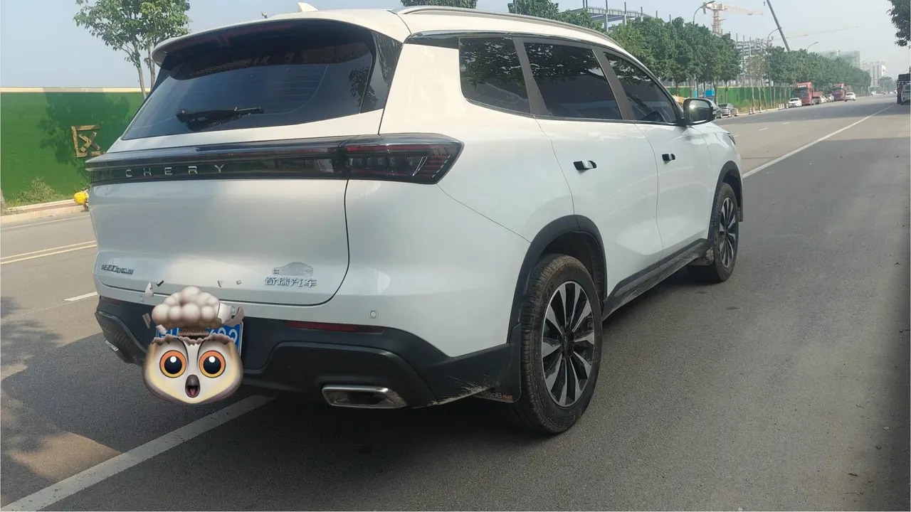 Chery 2025 Tiggo 8 PLUS 1.6TGDI 290TGDI Luxury Automatic Gear 4