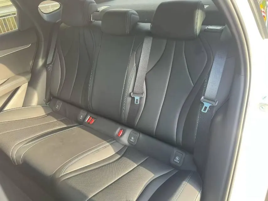 BYD 2024 Seal 06 DM-i 1.5 Stepless 120KM Honorable Automatic Gear 5