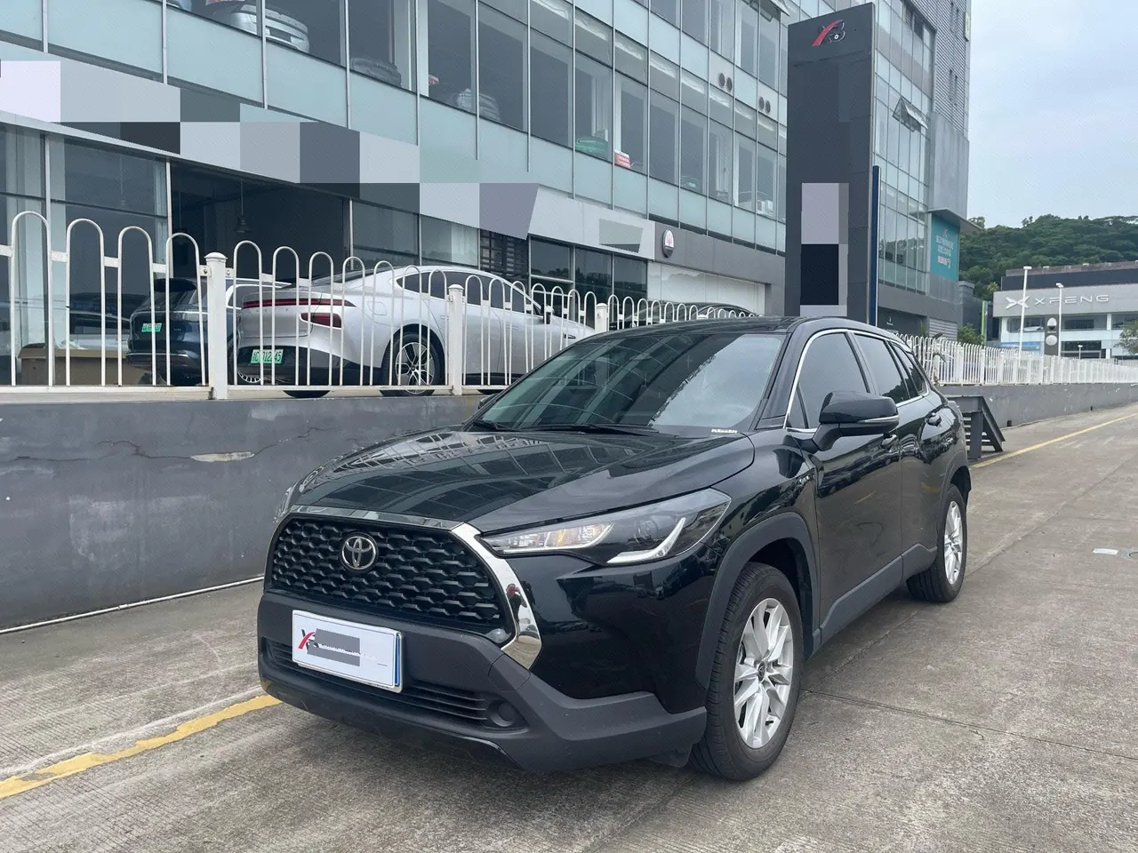 打开图片灯箱:Toyota 2024 Corolla Sharp Double Engine 2.0 Stepless Intelligent Electric Hybrid Elite Automatic Gear