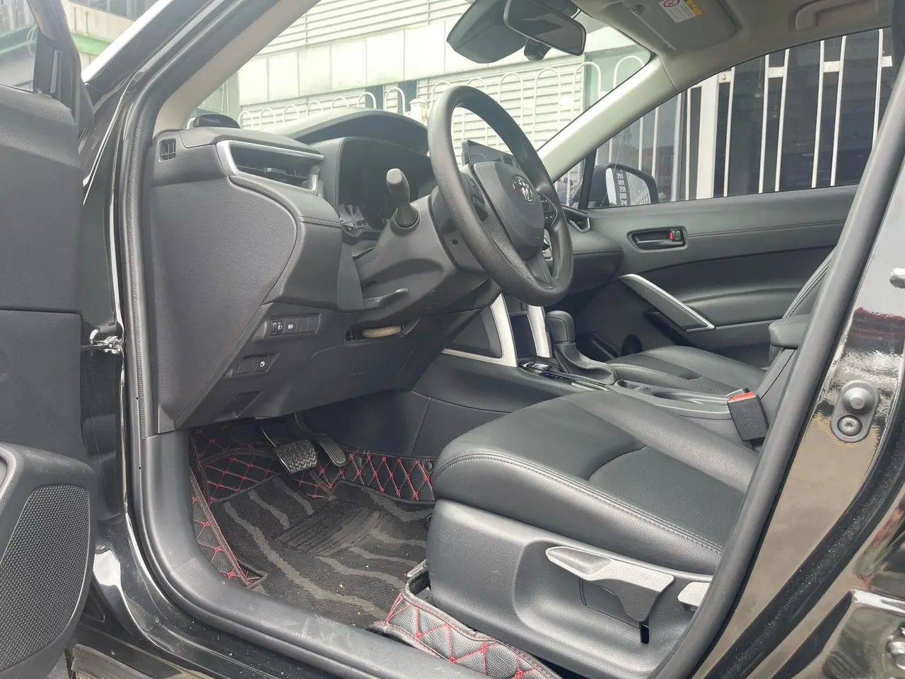Toyota 2024 Corolla Sharp Double Engine 2.0 Stepless Intelligent Electric Hybrid Elite Automatic Gear 4