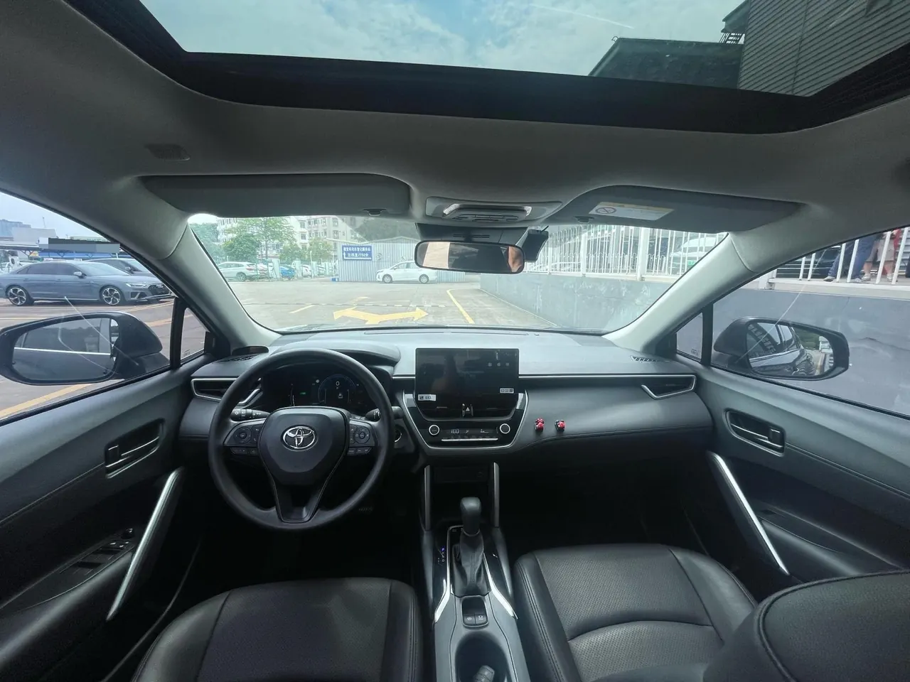 Toyota 2024 Corolla Sharp Double Engine 2.0 Stepless Intelligent Electric Hybrid Elite Automatic Gear 6