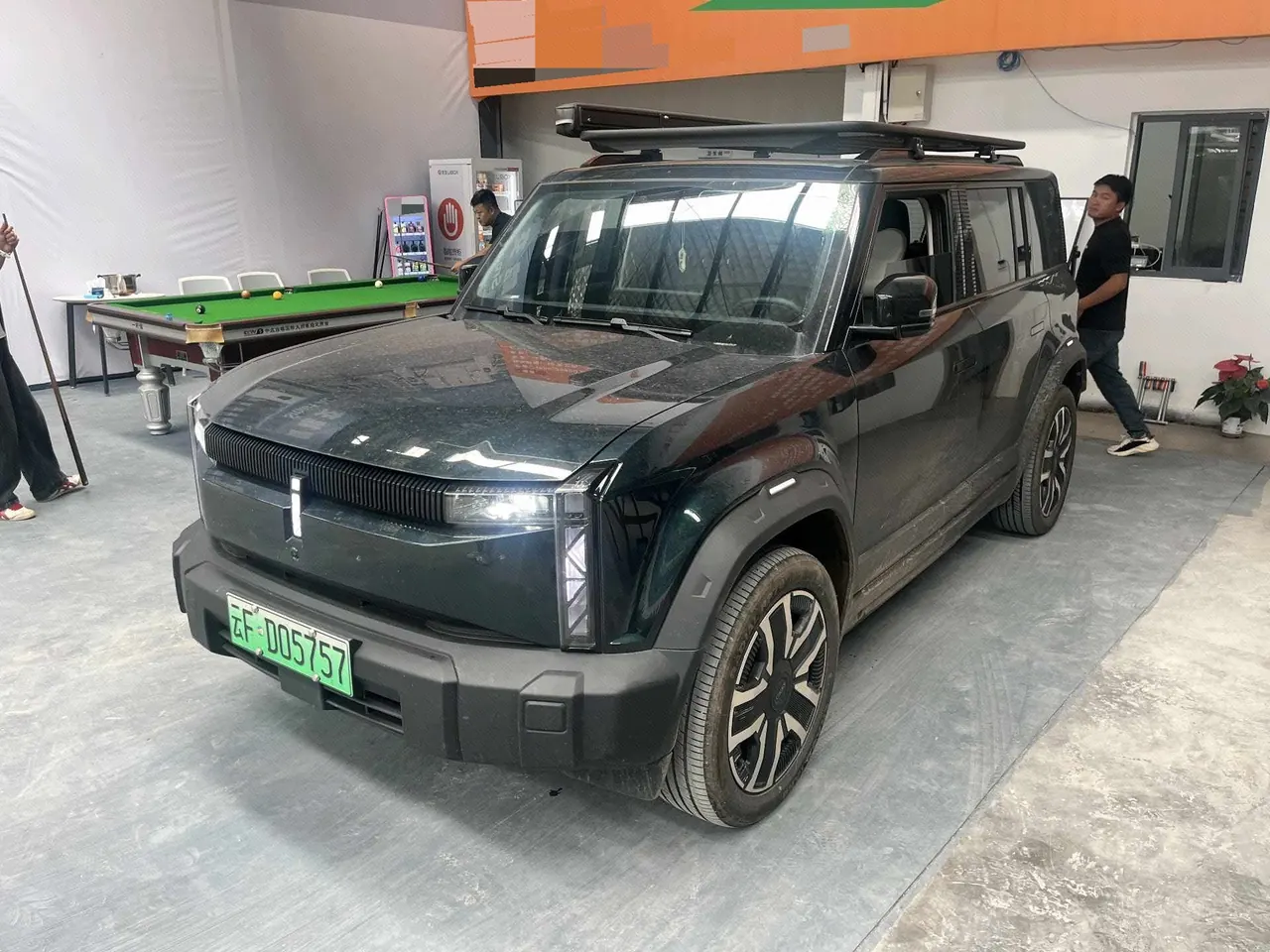 Open image lightbox: ICAR 2024 iCAR 03 472km 4-wheel drive long endurance yuechao version automatic gear