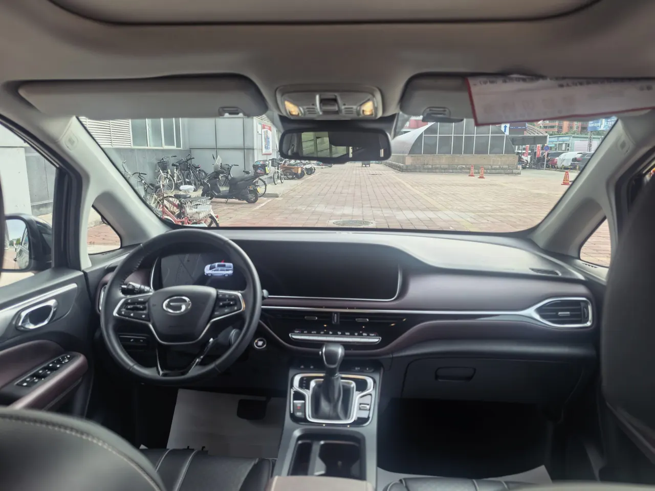 Chuanqi 2021 M6 1.5T 270T Honorable Edition 7-seat Automatic Gear 6