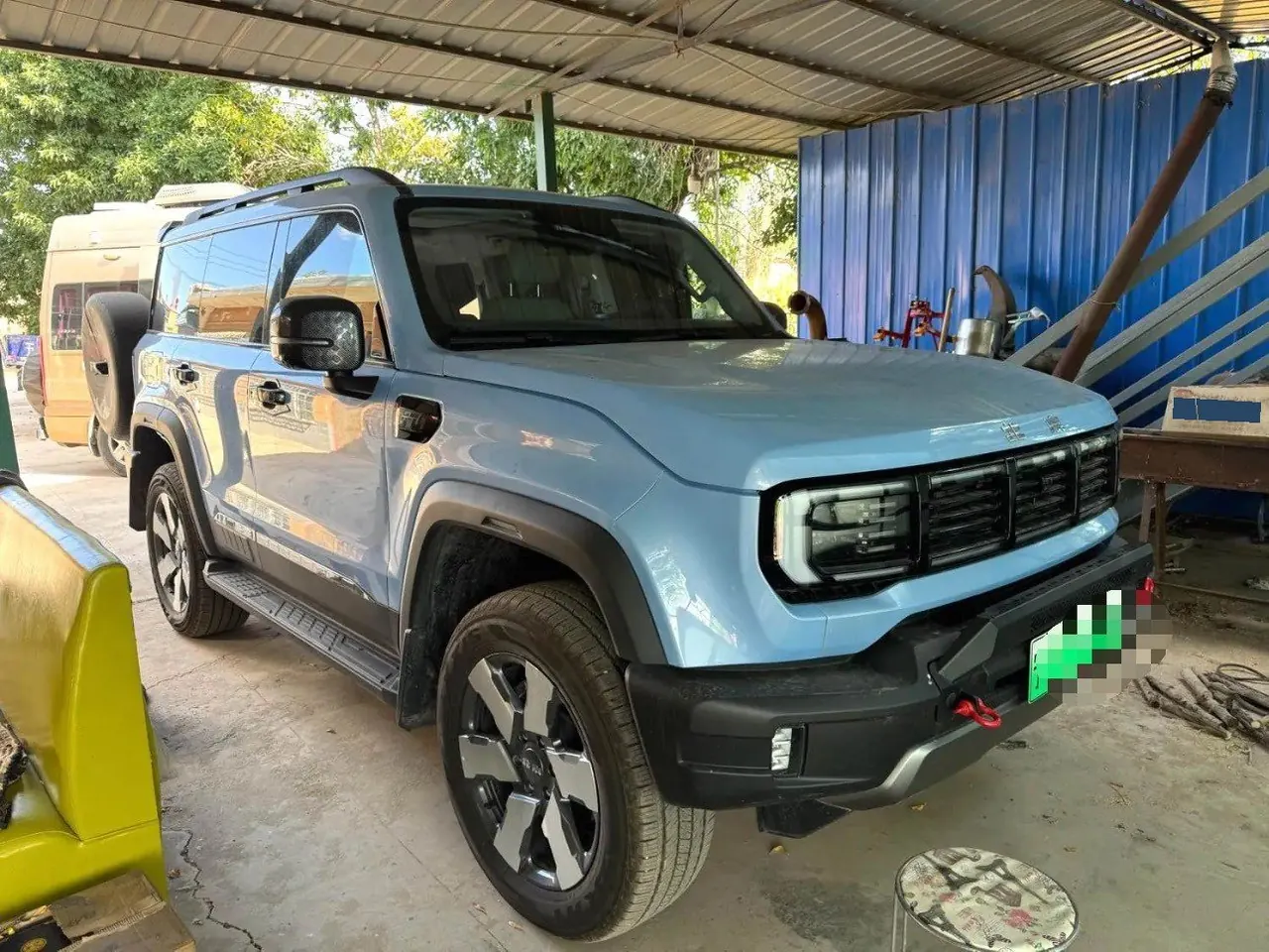 Beijing 2025 BJ40e Standard Edition Automatic 3