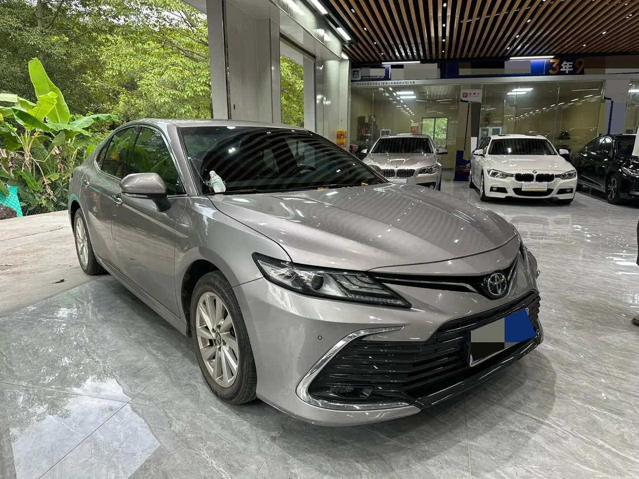 Toyota 2021 Camry 2.0G Stepless Deluxe Edition Automatic Gear 3
