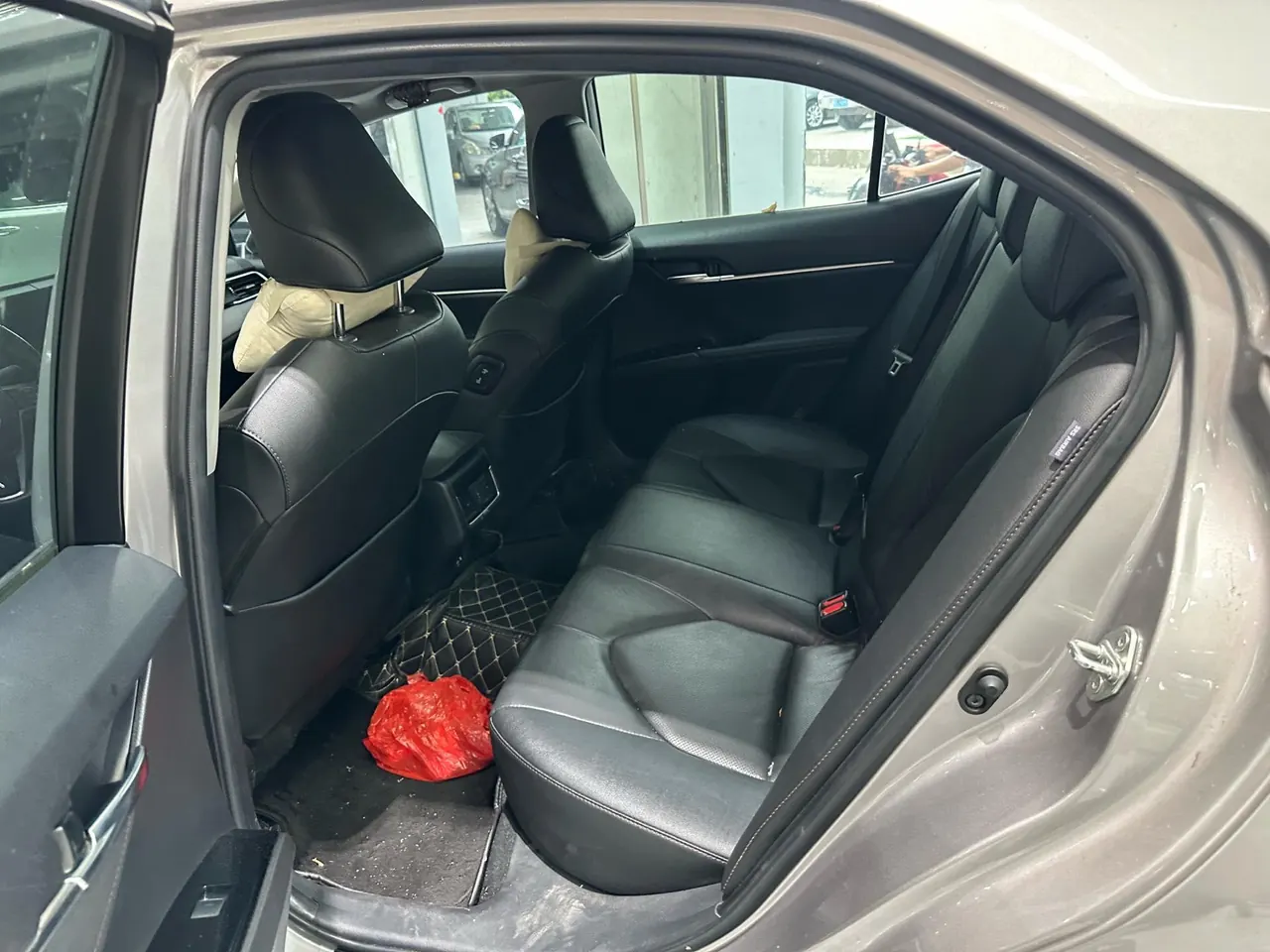Toyota 2021 Camry 2.0G Stepless Deluxe Edition Automatic Gear 5