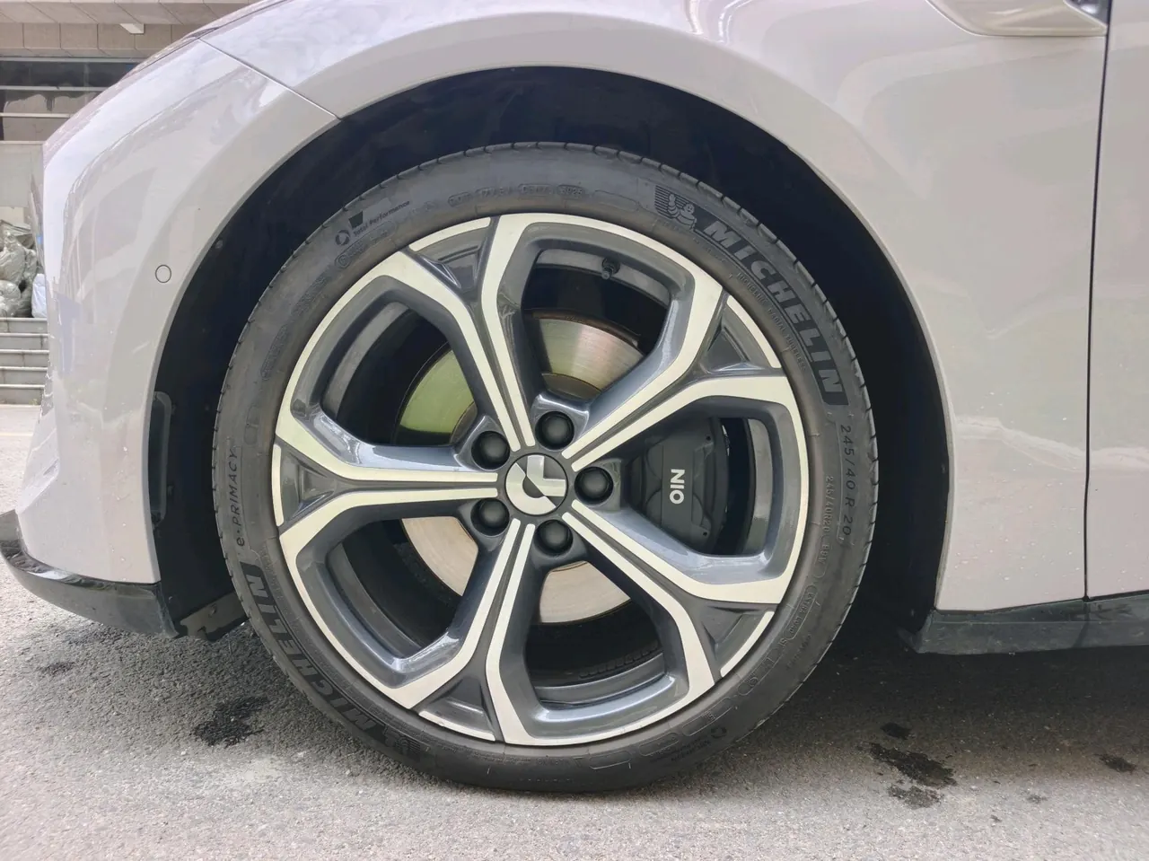 NIO 2025 ET 5 100kWh automatic gear 8