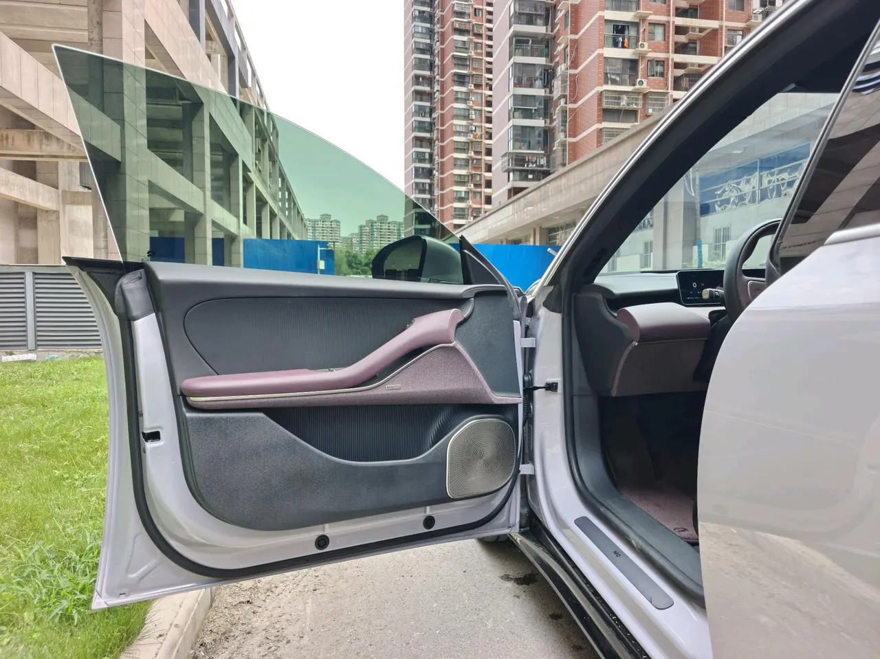 NIO 2025 ET 5 100kWh automatic gear 9