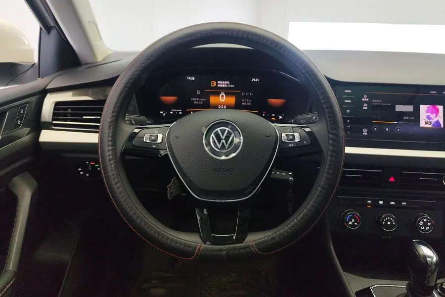 Volkswagen 2021 Lavida 1.5 Comfort Edition Automatic Gear 3