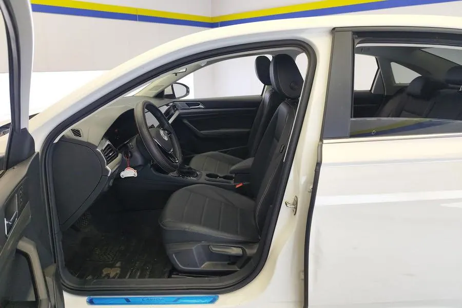 Volkswagen 2021 Lavida 1.5 Comfort Edition Automatic Gear 8