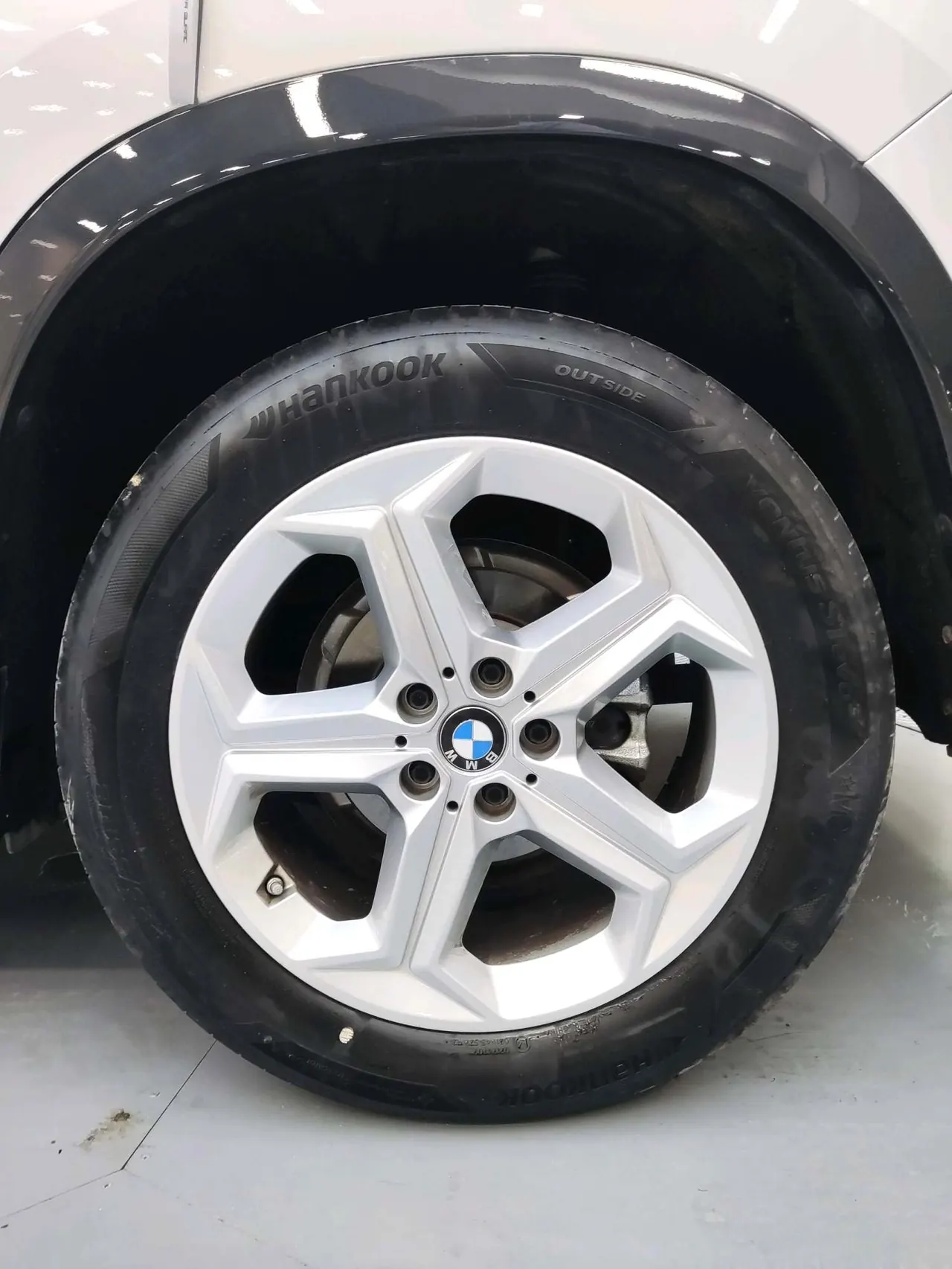 BMW 2024 X1 sDrive20Li 1.5T X design set automatic gear 15