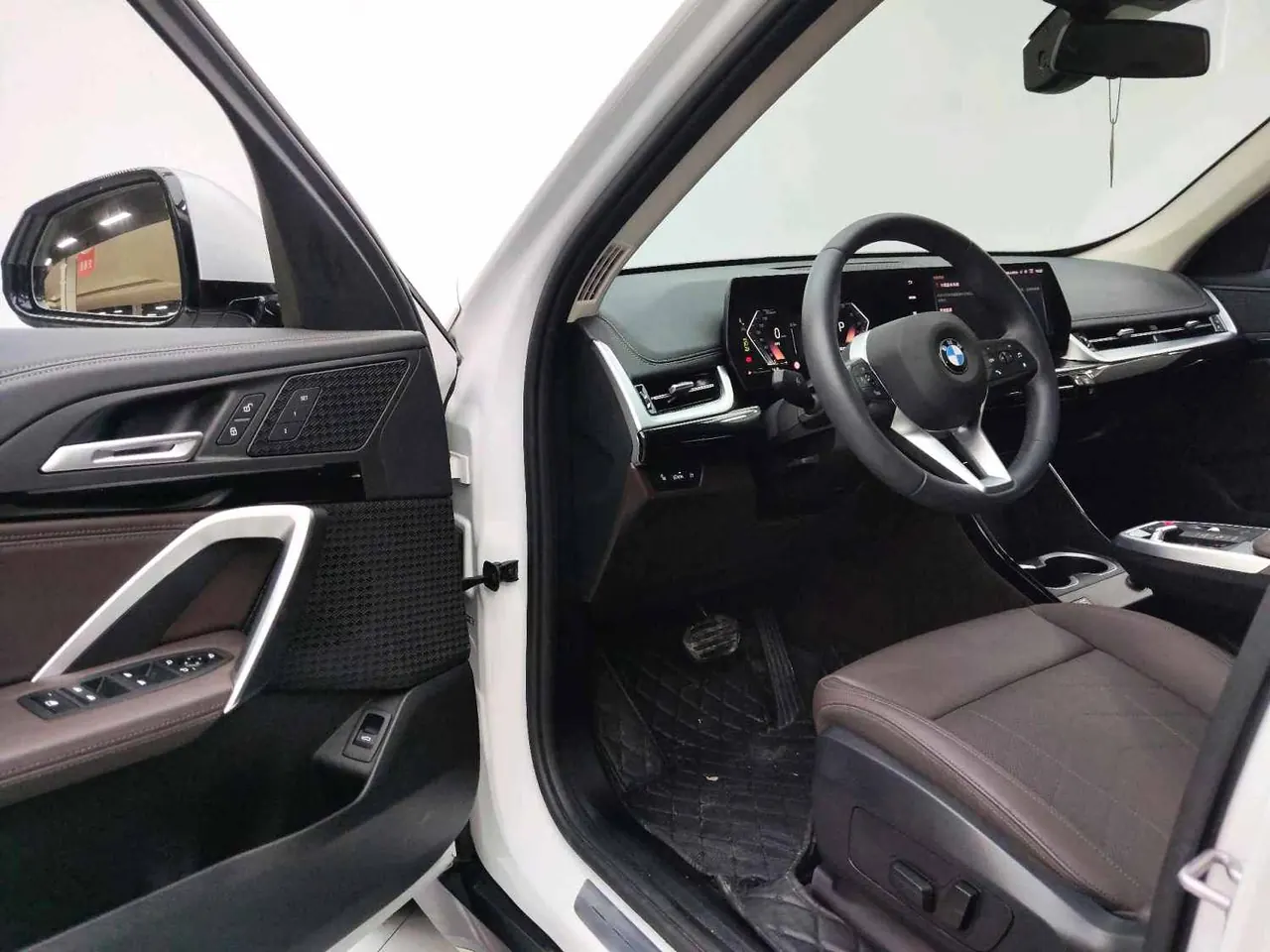 BMW 2024 X1 sDrive20Li 1.5T X design set automatic gear 8