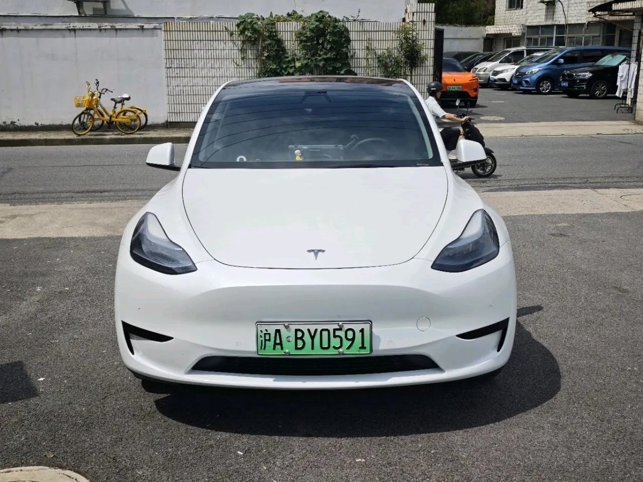 Tesla 2022 Model Y rear-wheel drive version automatic transmission 2