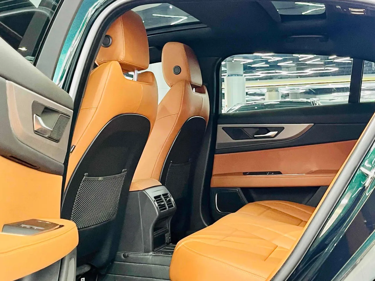 Jaguar 2023 XEL 2.0T 250PS R-DYNAMIC S Enterprising Sports Edition Automatic Gear 4