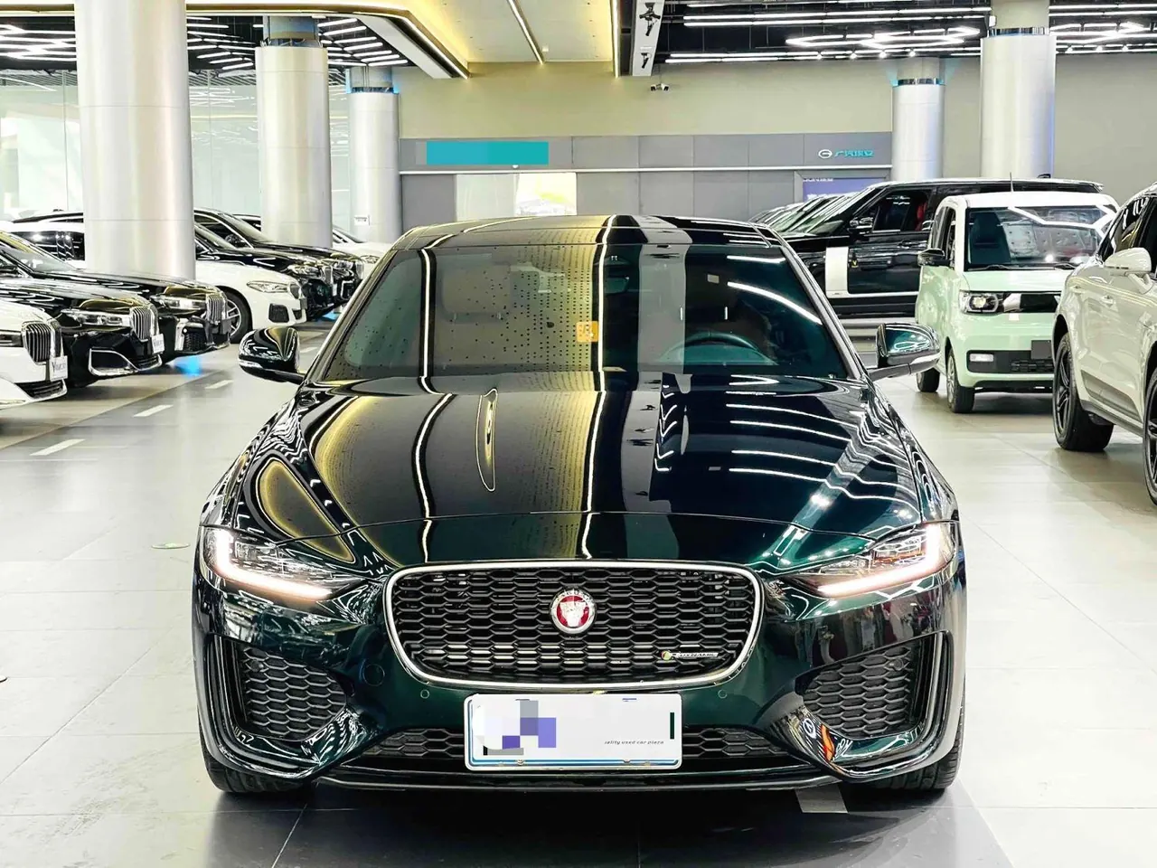 Jaguar 2023 XEL 2.0T 250PS R-DYNAMIC S Enterprising Sports Edition Automatic Gear 6