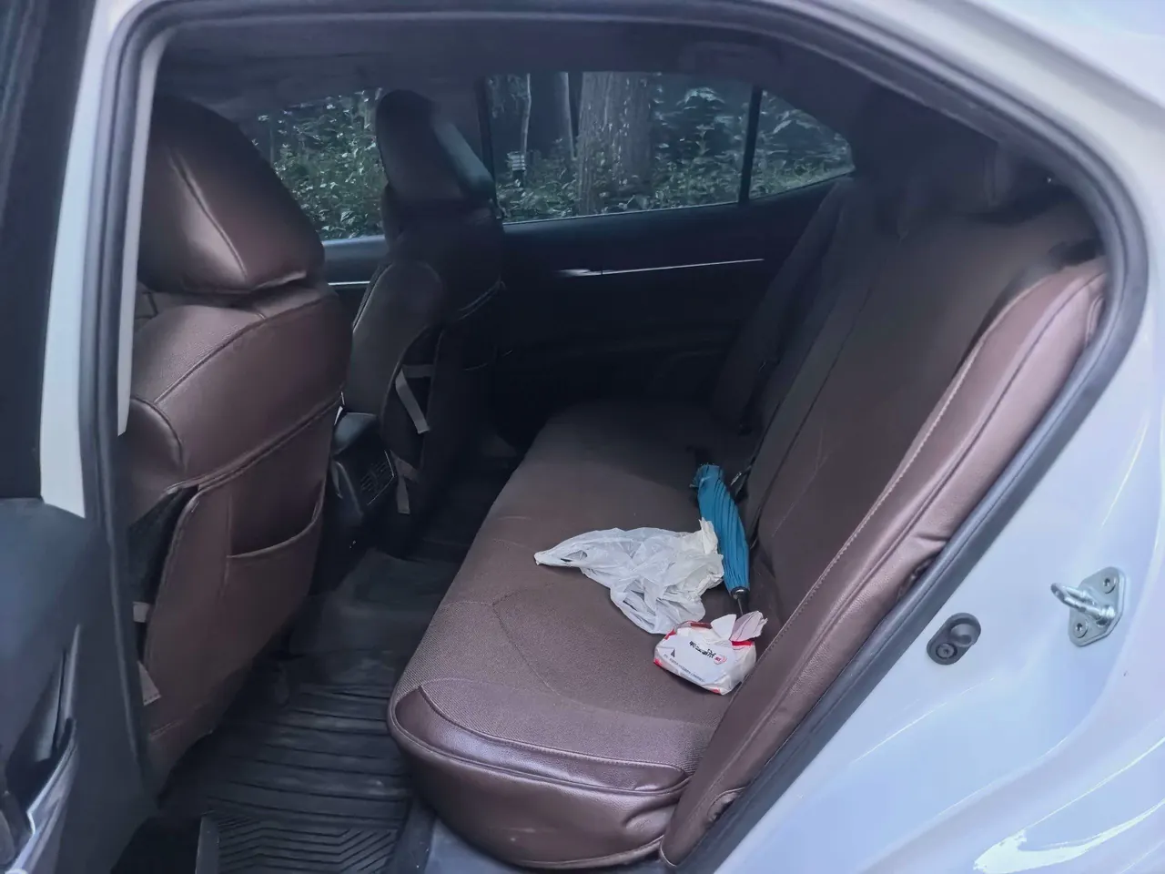 Toyota 2021 Camry 2.0G Stepless Deluxe Edition Automatic Gear 3