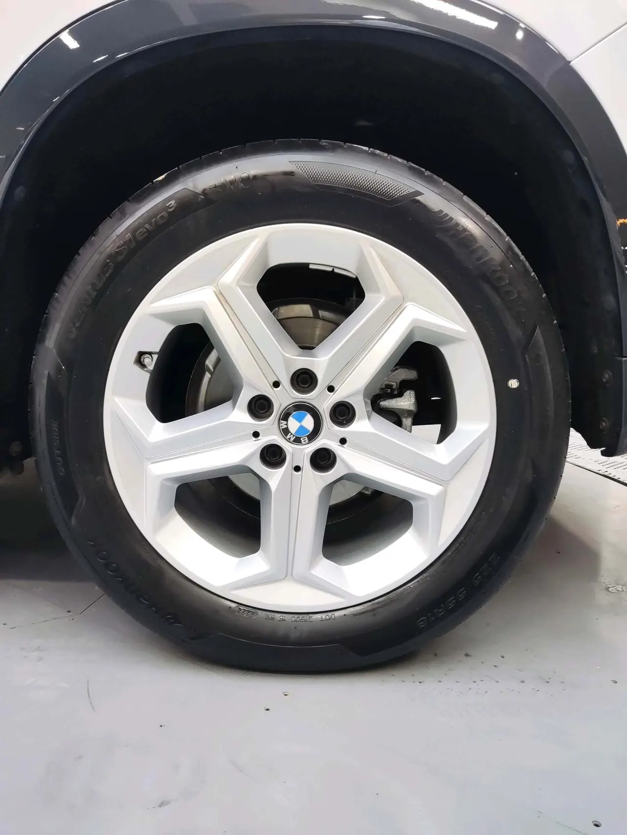 BMW 2024 X1 sDrive20Li 1.5T X design set automatic gear 15