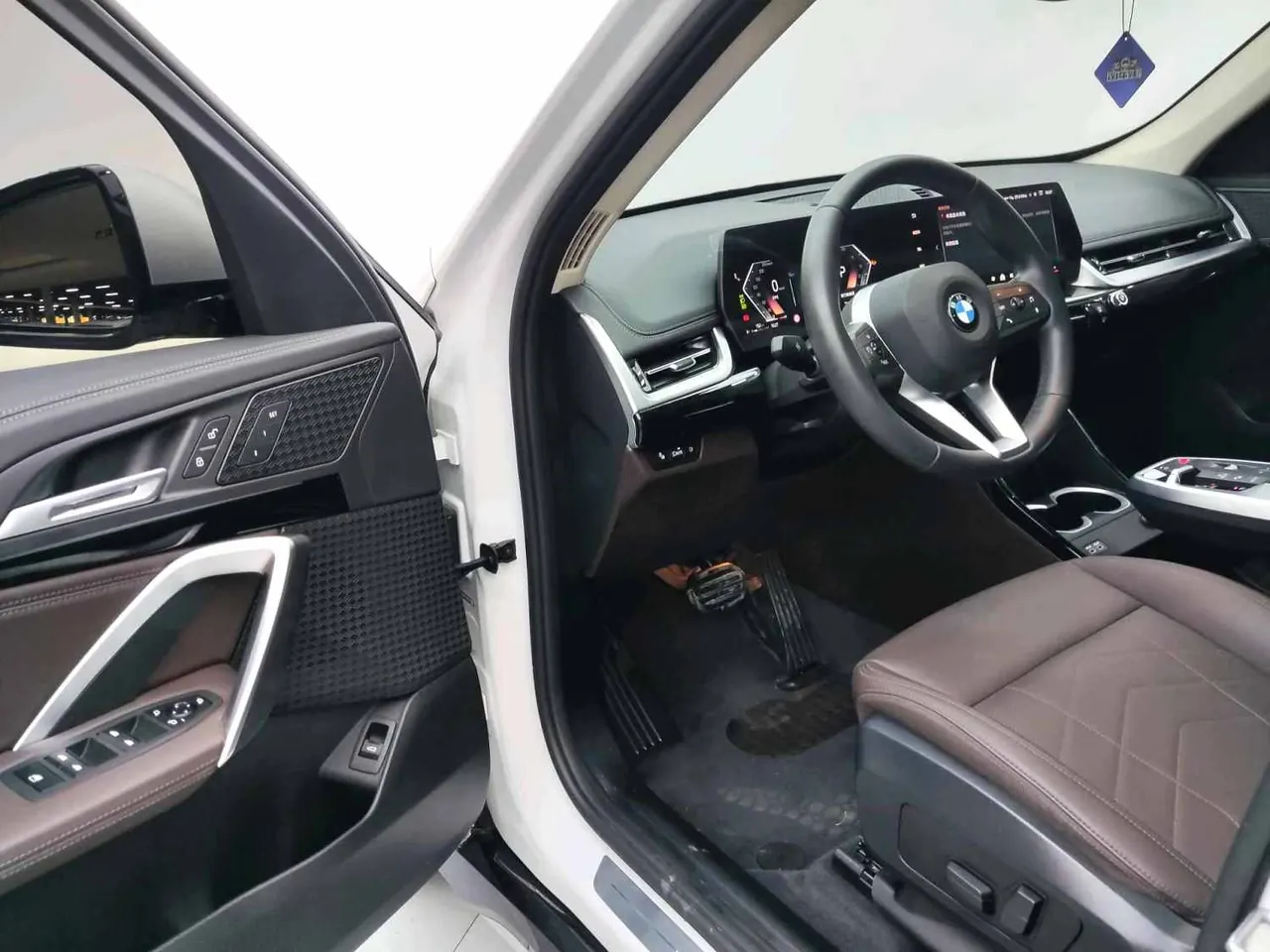 BMW 2024 X1 sDrive20Li 1.5T X design set automatic gear 8