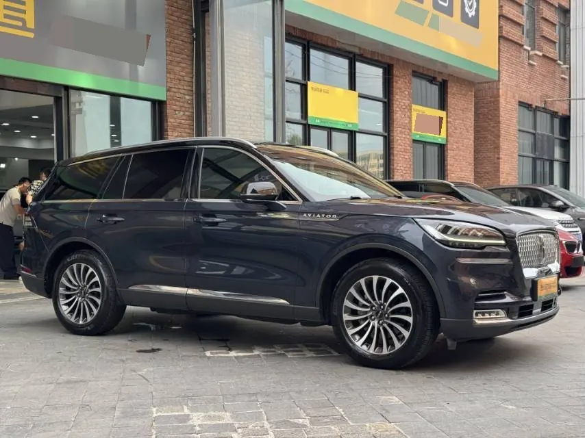 Lincoln 2021 Aviator 3.0T V6 Four-wheel Drive Elegant Edition Automatic Gear 3