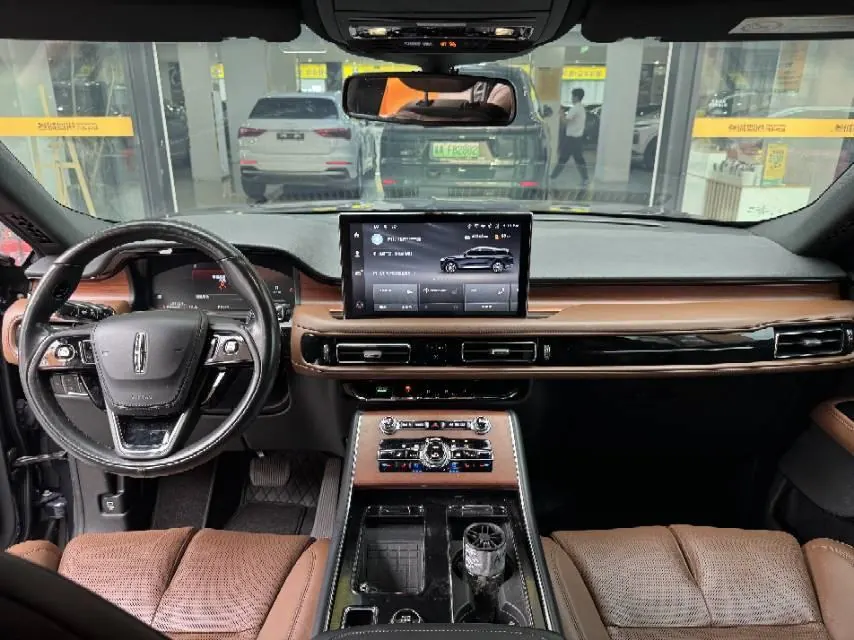 Lincoln 2021 Aviator 3.0T V6 Four-wheel Drive Elegant Edition Automatic Gear 4