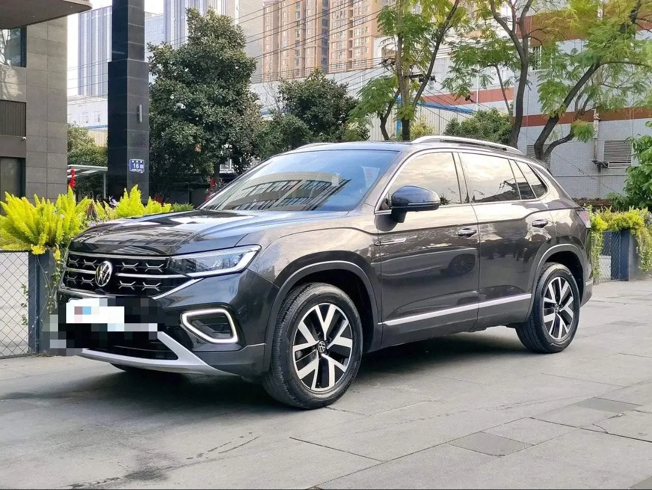 Open image lightbox: Volkswagen 2023 Tanyue 1.4TSI 280TSI Two-Drive Luxury Plus Advanced Edition Automatic Gear