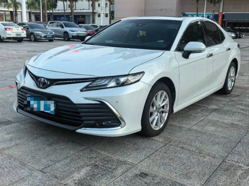 Open image lightbox: Toyota 2021 Camry 2.0G Stepless Deluxe Edition Automatic Gear