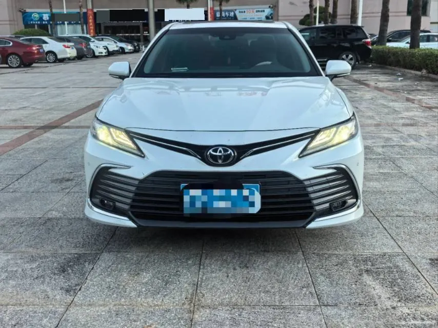 Toyota 2021 Camry 2.0G Stepless Deluxe Edition Automatic Gear 2