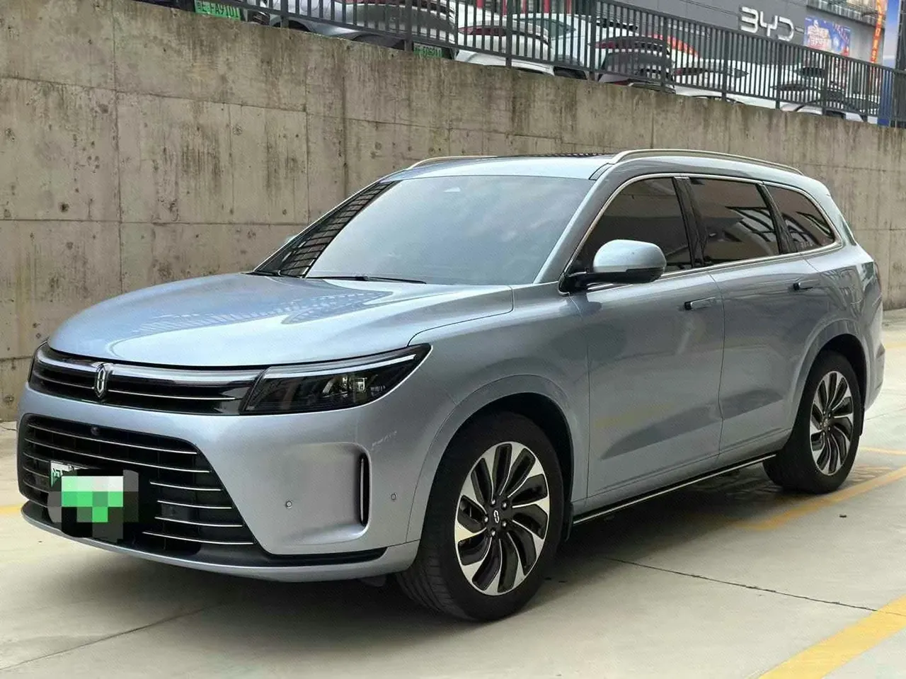 Open image lightbox: AITO 2022 AITO M7 1.5T 4-wheel drive deluxe automatic gear