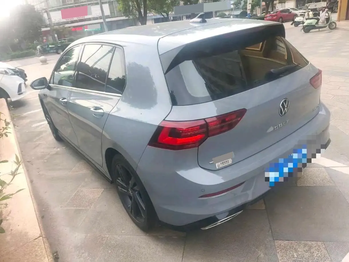Volkswagen 2023 Golf 8 R-Line 1.4TSI 280TSI (Modified) Automatic Gear 9
