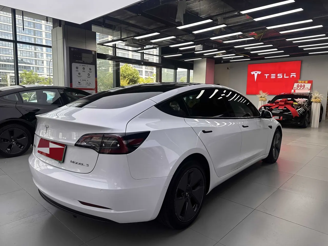 Tesla 2022 Model 3 rear-wheel drive version of automatic transmission 9