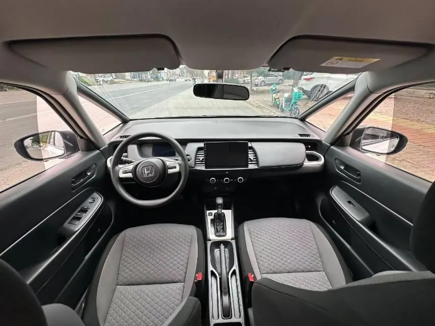 Honda 2023 Fit 1.5 Stepless Tide Enjoy Edition Automatic Gear 8