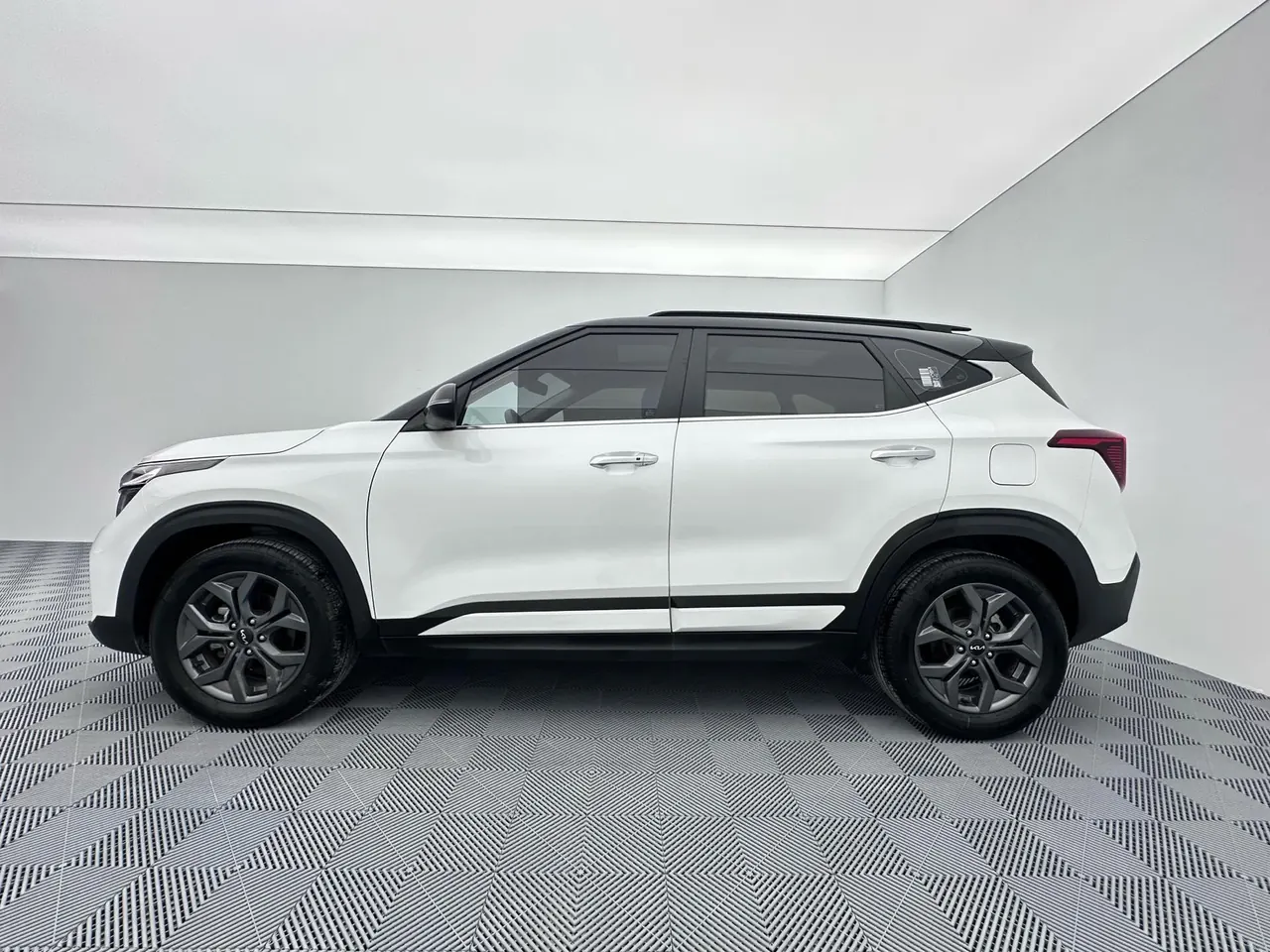 Kia 2023 Setus 1.5 Stepless Deluxe Edition Automatic Transmission 8