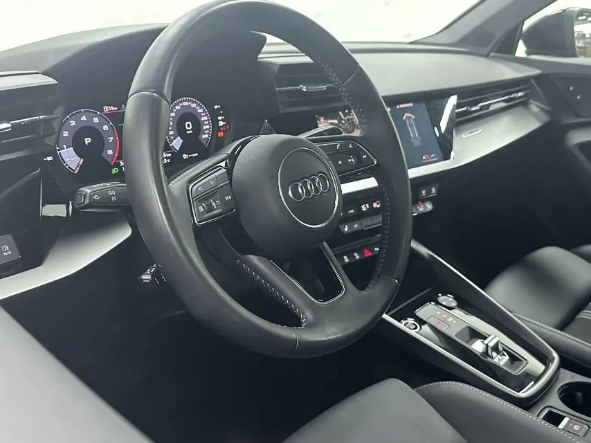 Audi 2022 A3 Sportback 1.4TFSI 35TFSI Fashion Sports Automatic 12
