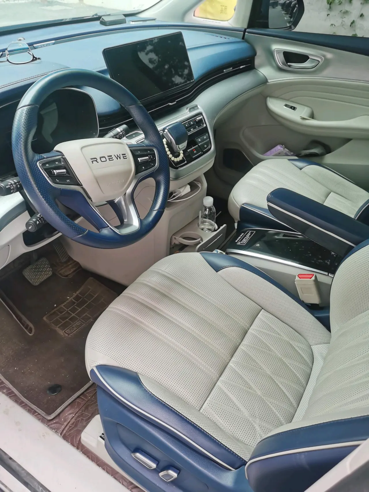 Roewe 2022 iMAX8 2.0TGI 400TGI Honorable Edition Automatic Gear 5