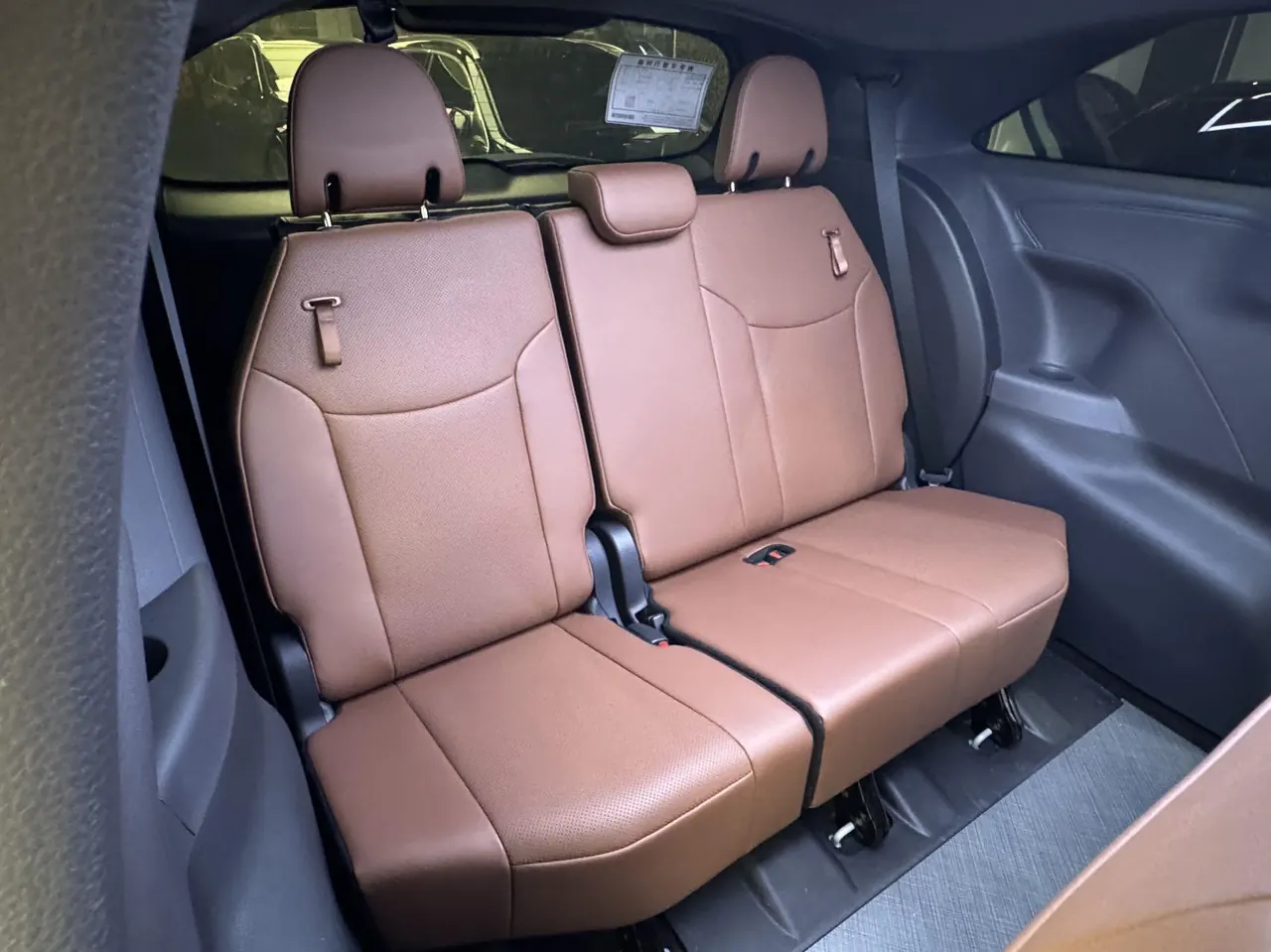 Toyota 2026 Sana 2.5 Stepless Four-wheel Drive Premium Edition Automatic Transmission 11