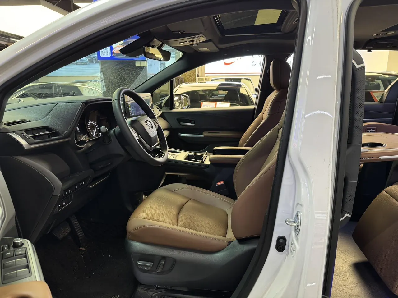 Toyota 2026 Sana 2.5 Stepless Four-wheel Drive Premium Edition Automatic Transmission 9