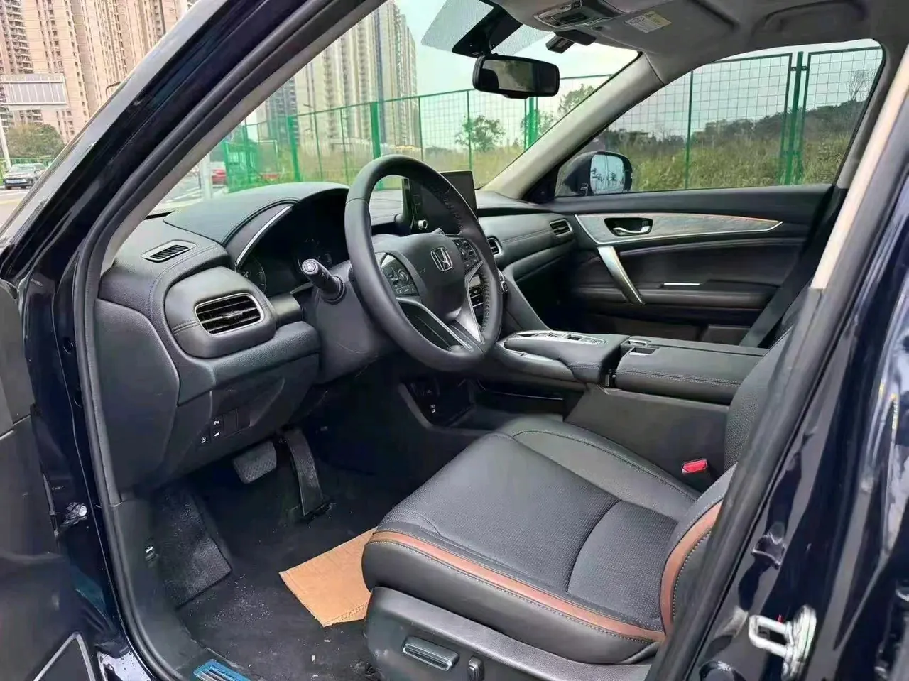 Honda 2023 Crown Road 2.0T 370TURBO Two-Drive Deluxe Automatic Gear 4