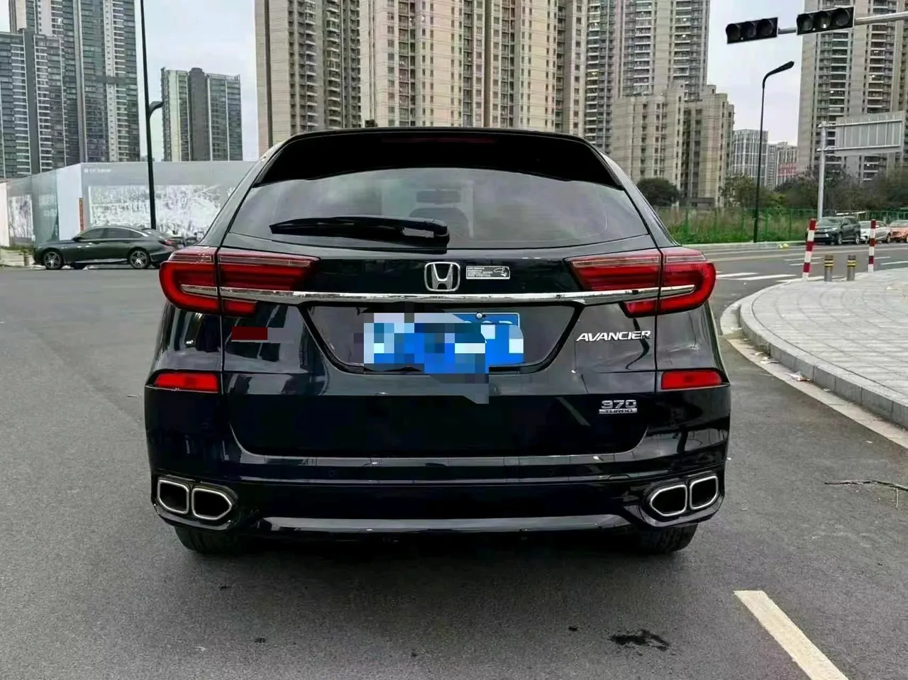Honda 2023 Crown Road 2.0T 370TURBO Two-Drive Deluxe Automatic Gear 6