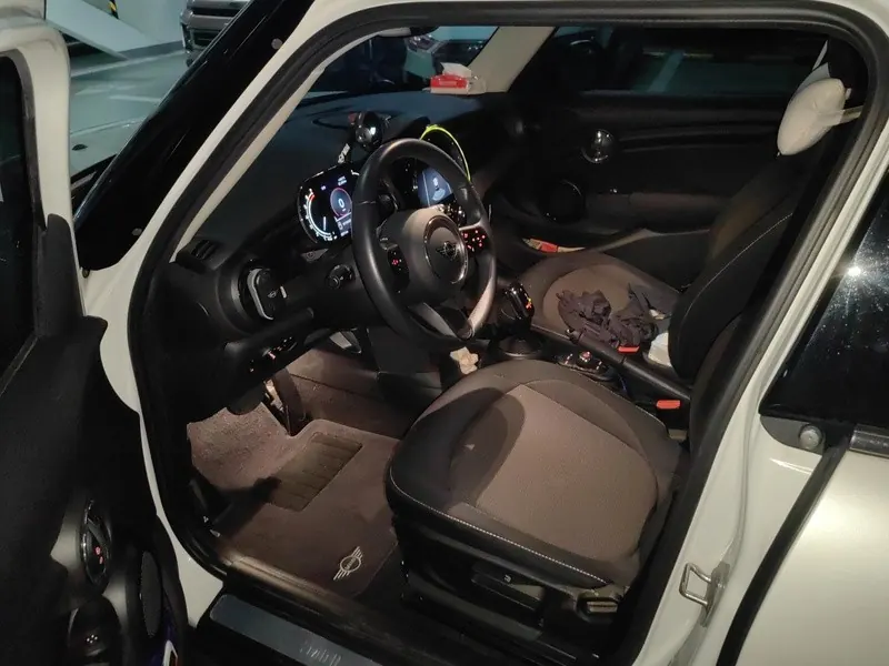 MINI Mini 5-Door (Imported) 2023 Mini One 1.5T Automatic Gear 5