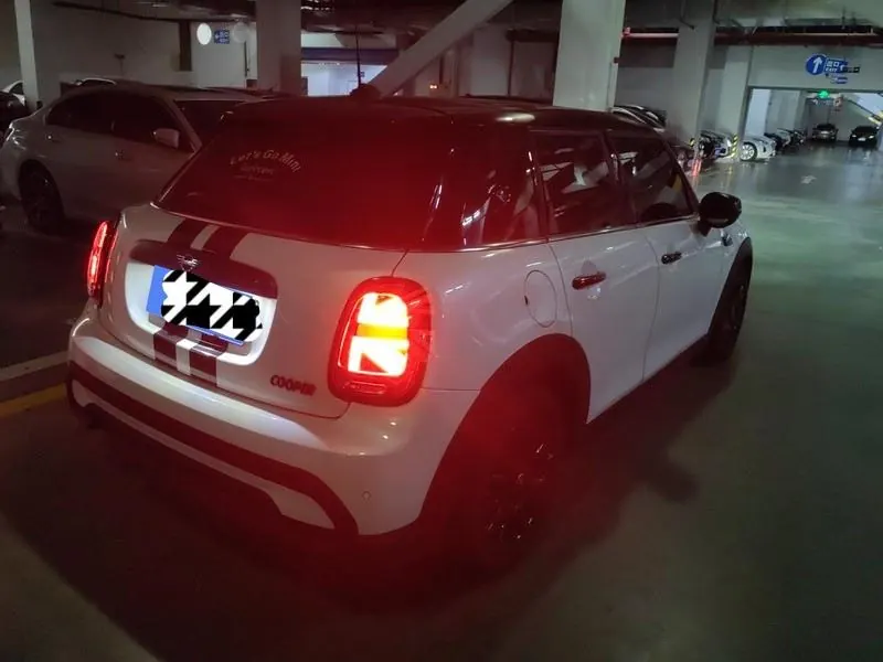 MINI Mini 5-Door (Imported) 2023 Mini One 1.5T Automatic Gear 8