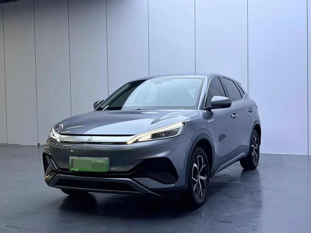 Open image lightbox: BYD Yuan PLUS 2023 Yuan PLUS Champion Edition 430KM Leading Automatic Gear