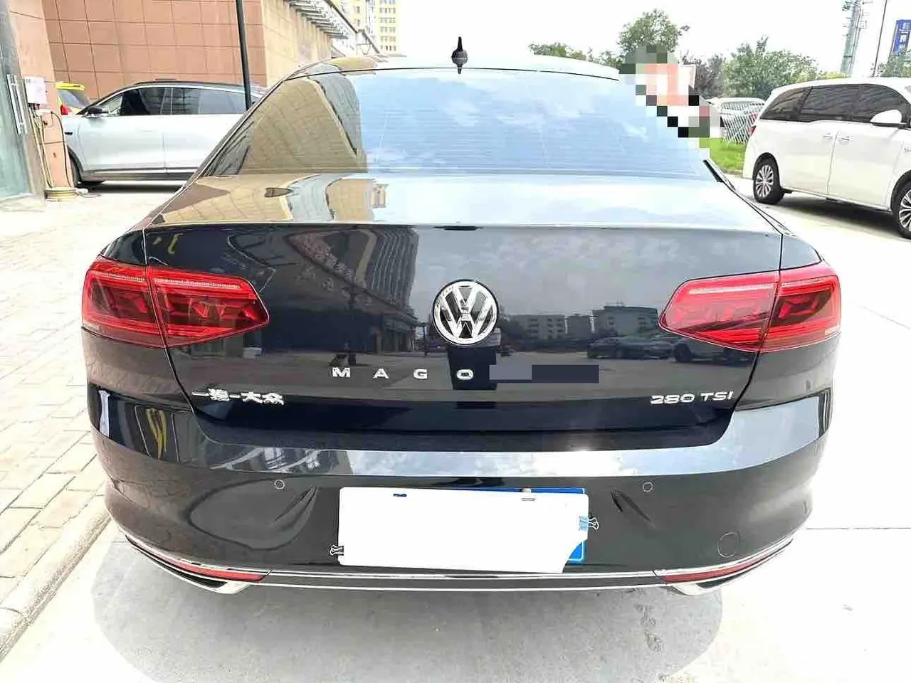 Volkswagen 2020 Magotan 1.4TSI 280TSI Comfortable Automatic 3