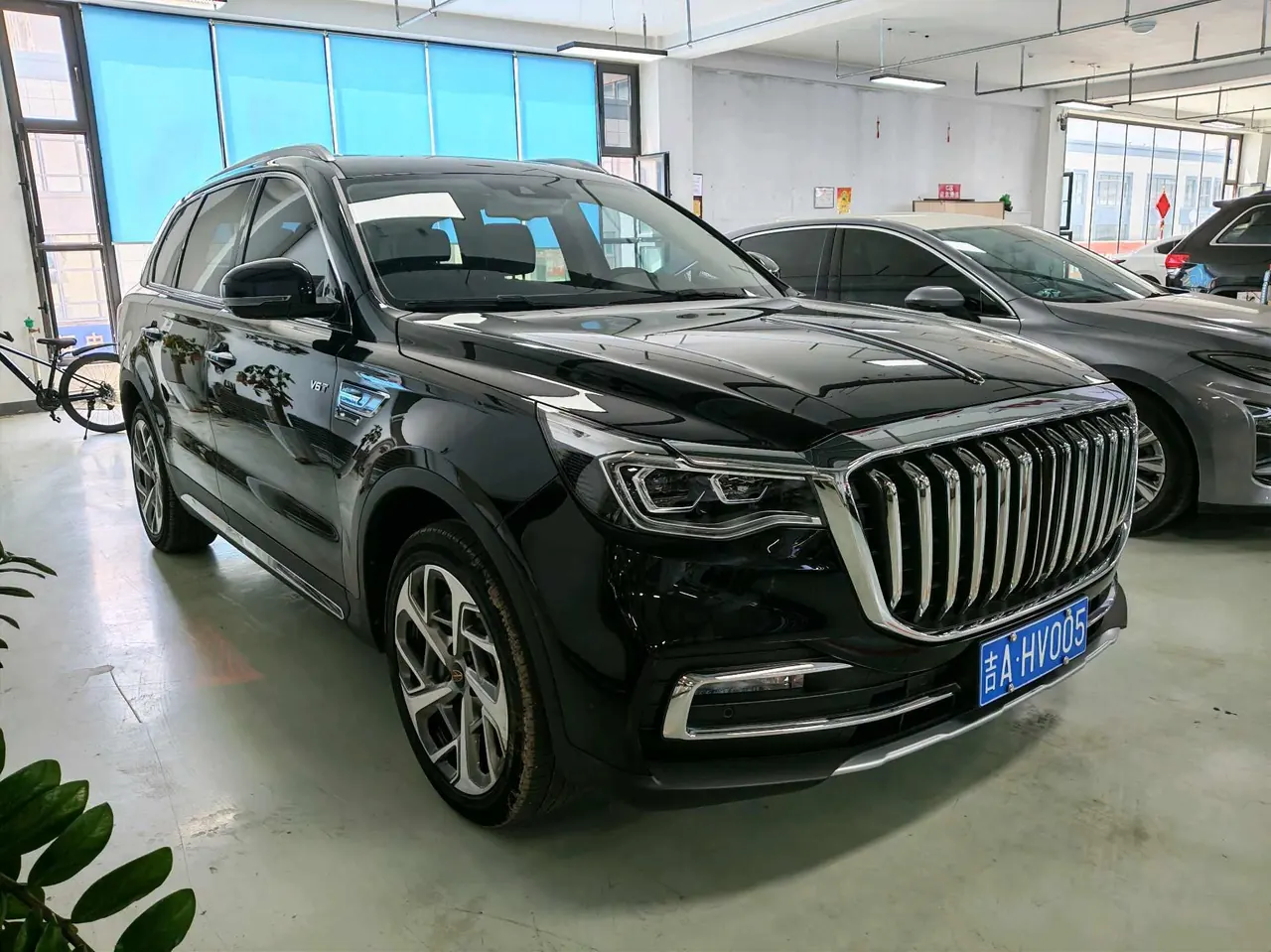 HongQi 2022 HS7 3.0T 4-wheel drive smart flag Chang version 7-seat automatic gear 3