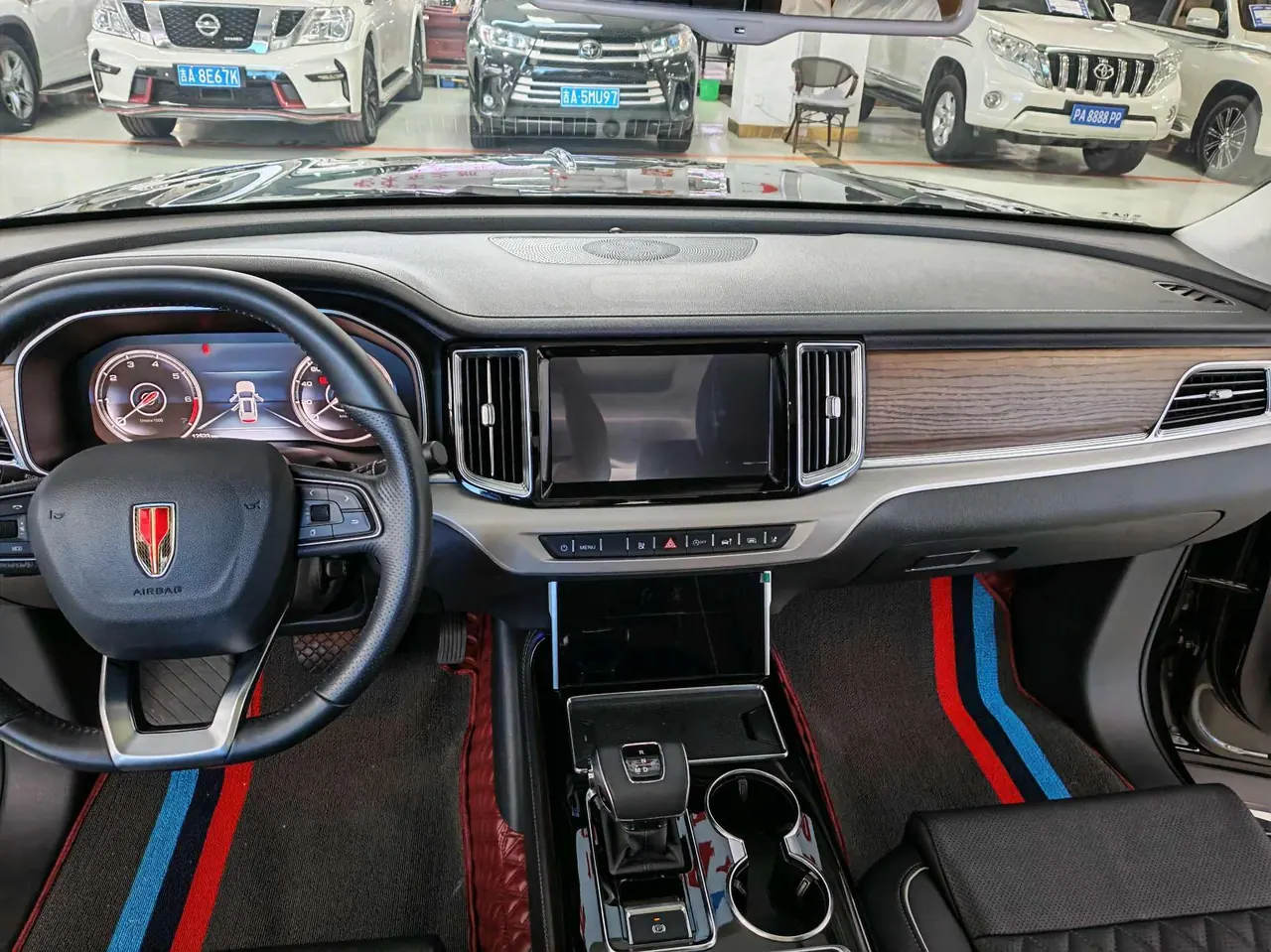 HongQi 2022 HS7 3.0T 4-wheel drive smart flag Chang version 7-seat automatic gear 5